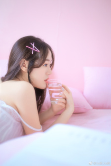 美女穿丝袜